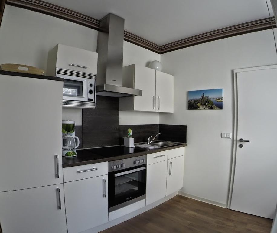 Ferienwohnungen Haus Am Wuerzlaysteig Lehmen Bilik gambar