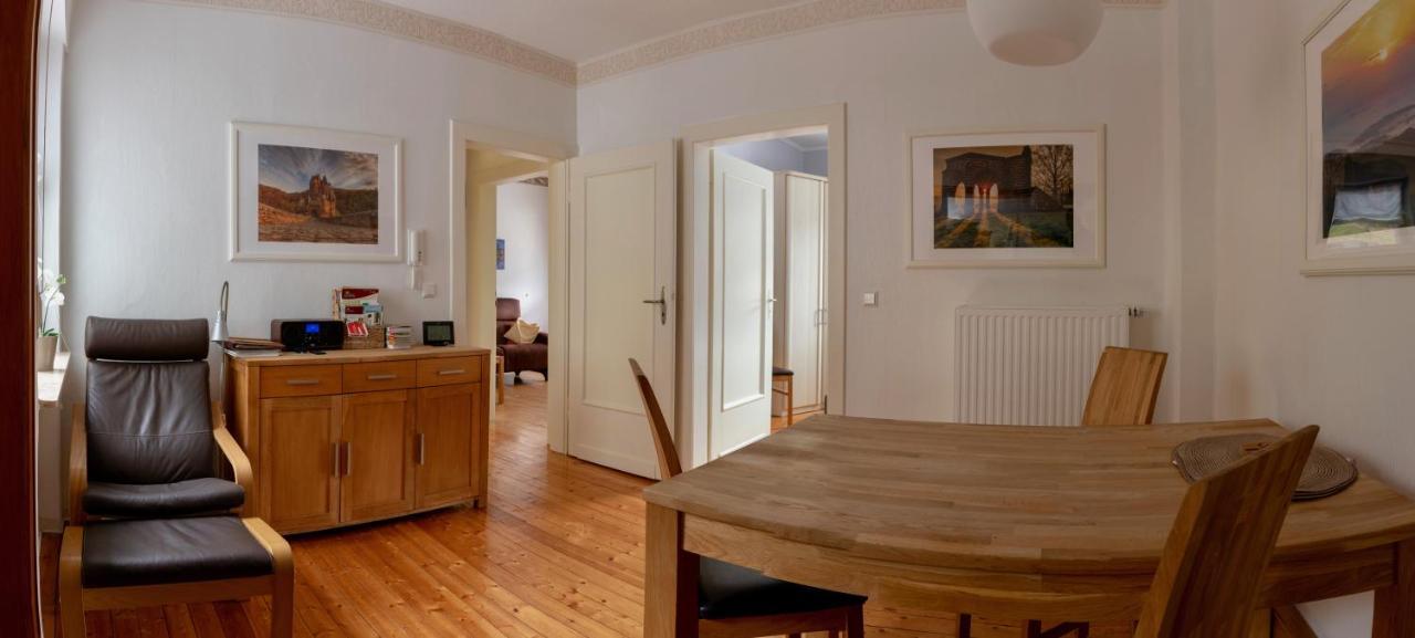 Ferienwohnungen Haus Am Wuerzlaysteig Lehmen Luaran gambar