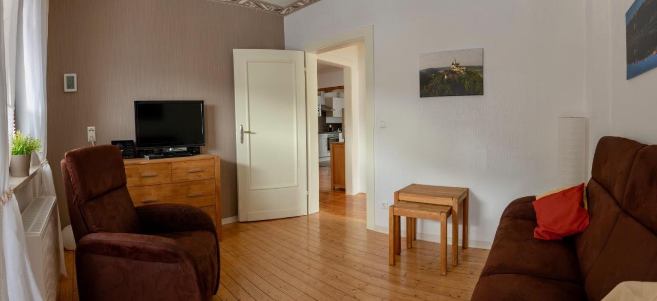 Ferienwohnungen Haus Am Wuerzlaysteig Lehmen Luaran gambar