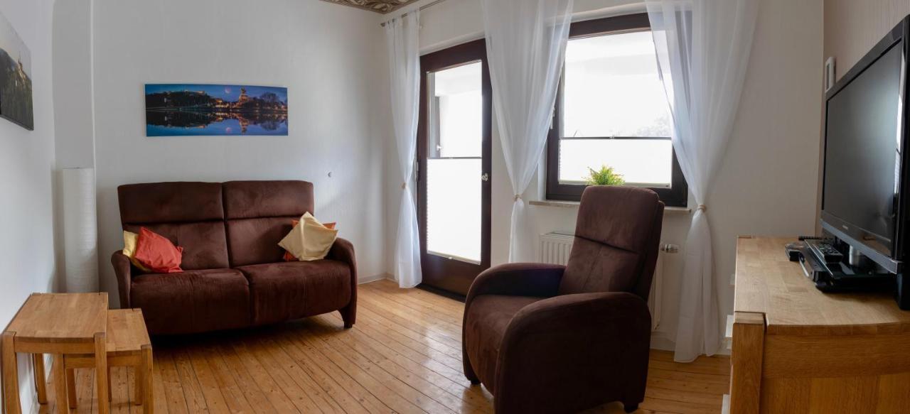 Ferienwohnungen Haus Am Wuerzlaysteig Lehmen Luaran gambar