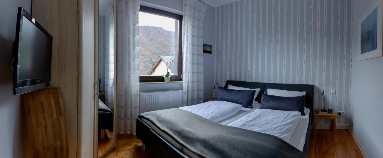 Ferienwohnungen Haus Am Wuerzlaysteig Lehmen Luaran gambar